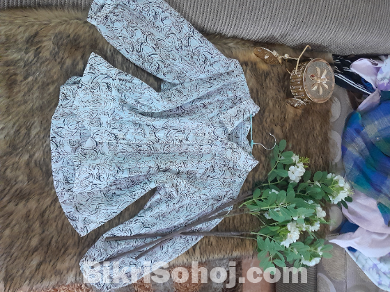 Nokshi embroidered top